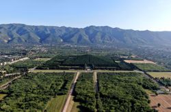 Online claims revive mercury mystery around tomb of first Chinese emperor