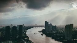 Thundershowers alert in 36 Thai provinces and Bangkok on October 3
