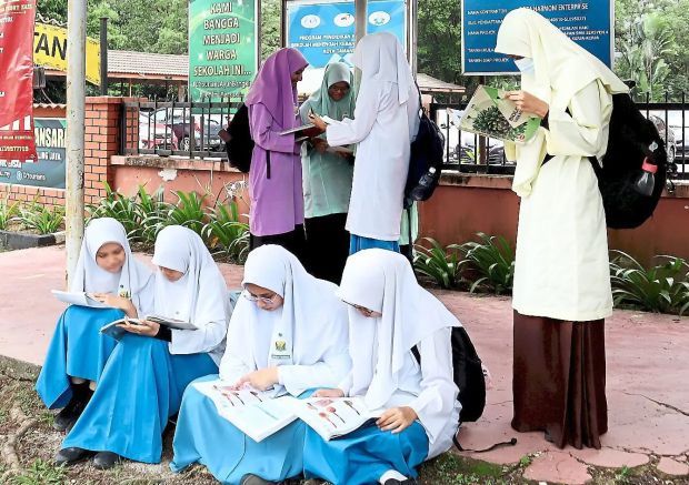 Yong Peng school murder: Education Ministry must take firmer stance on ...