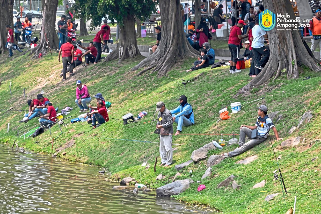 Anglers reel in nearly 300 fishes in Ampang contest