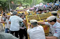 Dozens held in voter-roll protests