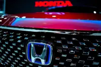 Honda plans highway test of wireless charging for moving trucks