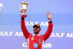 Motor racing-Hamilton says 'heart sank' as tyre gamble backfired before stunning Sepang recovery