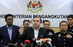 Enhanced MyJPJ app next month will phase out dealings with third-party agents, says Loke