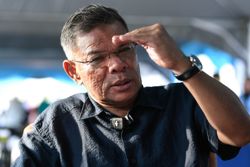 Police probe on KLIA case involving border agency D-G still ongoing, says Saifuddin
