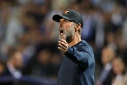 Soccer-Klopp's Germany are putting in the effort but not getting results yet