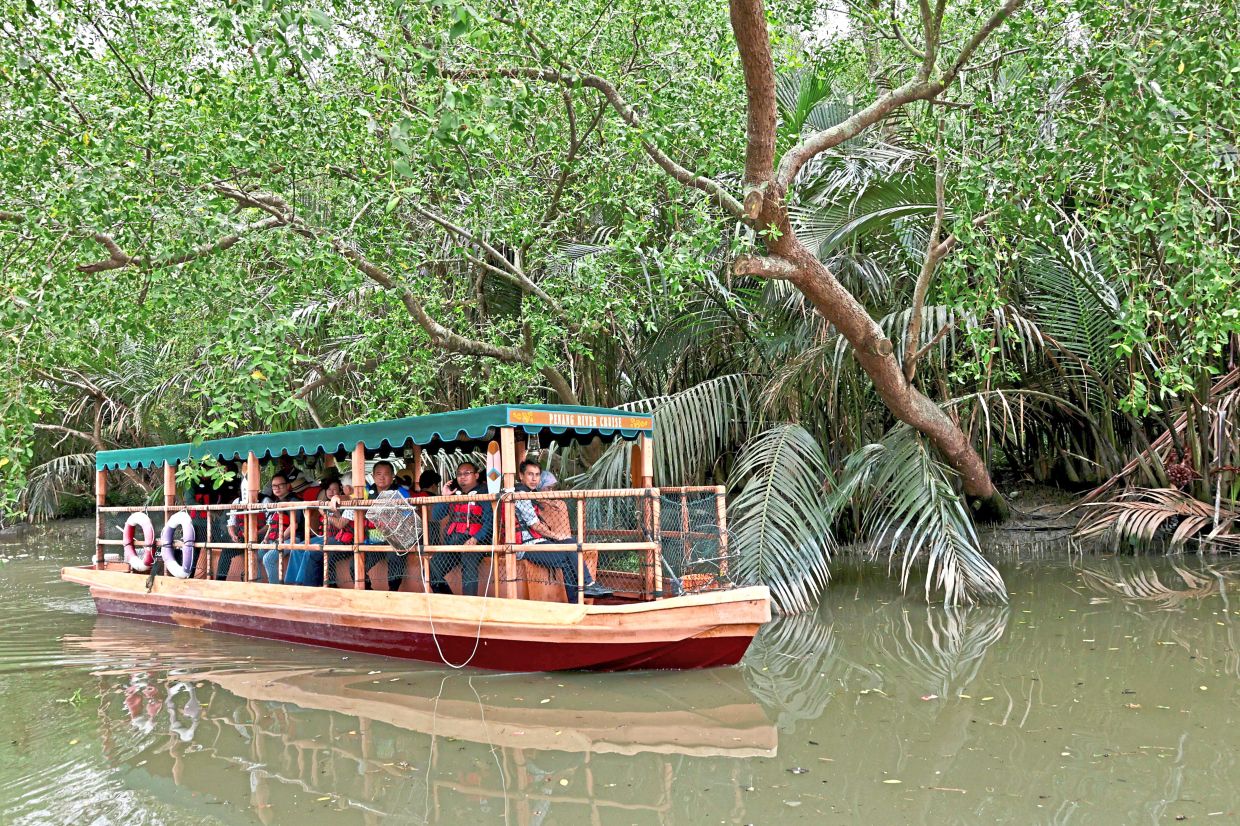 The Penang River Cruise at Sungai Juru. — ZHAFARAN NASIB/The Star