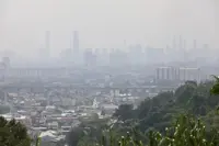 Haze worsens as 21 areas record unhealthy API readings as of 8am
