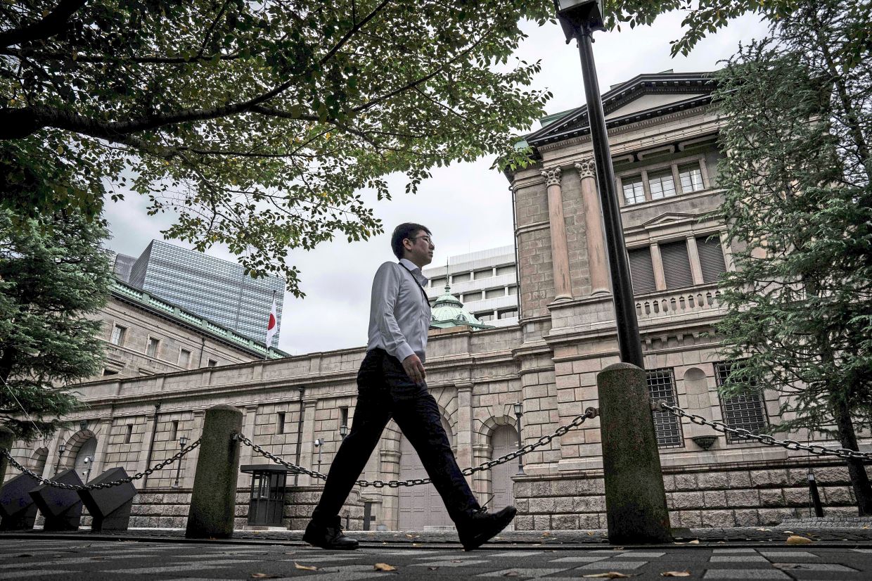Central bank set to flag 2% inflation milestone