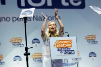 Italy's electoral reform clears initial confidence vote hurdle
