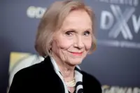 Oscar winner of Hollywood classics Eva Marie Saint dies at 102