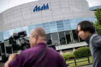 Japan raids beer giants over alleged price cartel