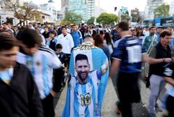 Soccer-Teammates and fans bid emotional farewell to Messi ahead of Argentina finale