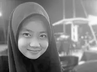 Mother chokes up as recorded conversations with Zara Qairina played in court