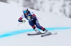 Alpine skiing-Vonn named in US team despite uncertain future