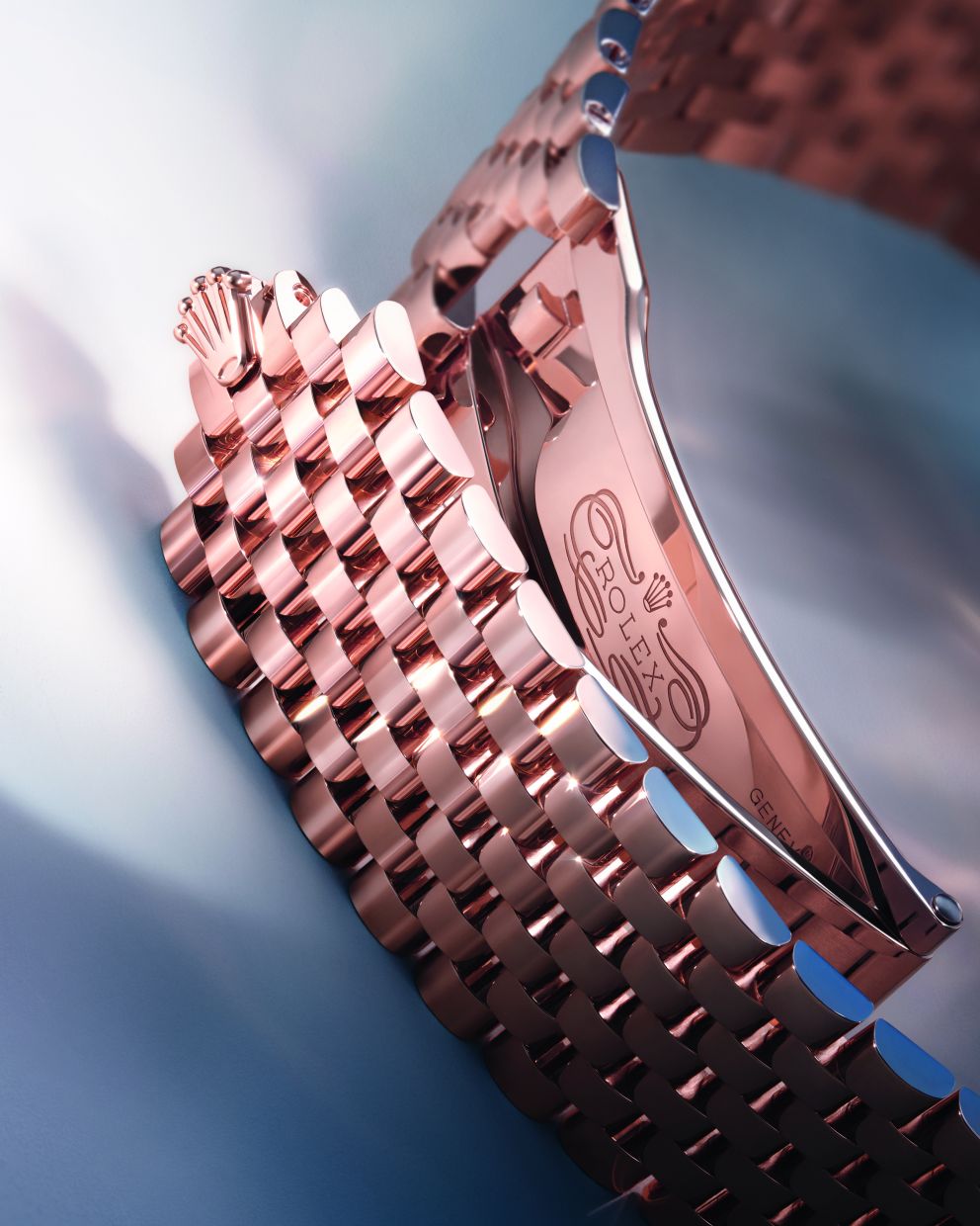Concealed Crownclasp of the Perpetual Padellone in 18 ct Everose gold.