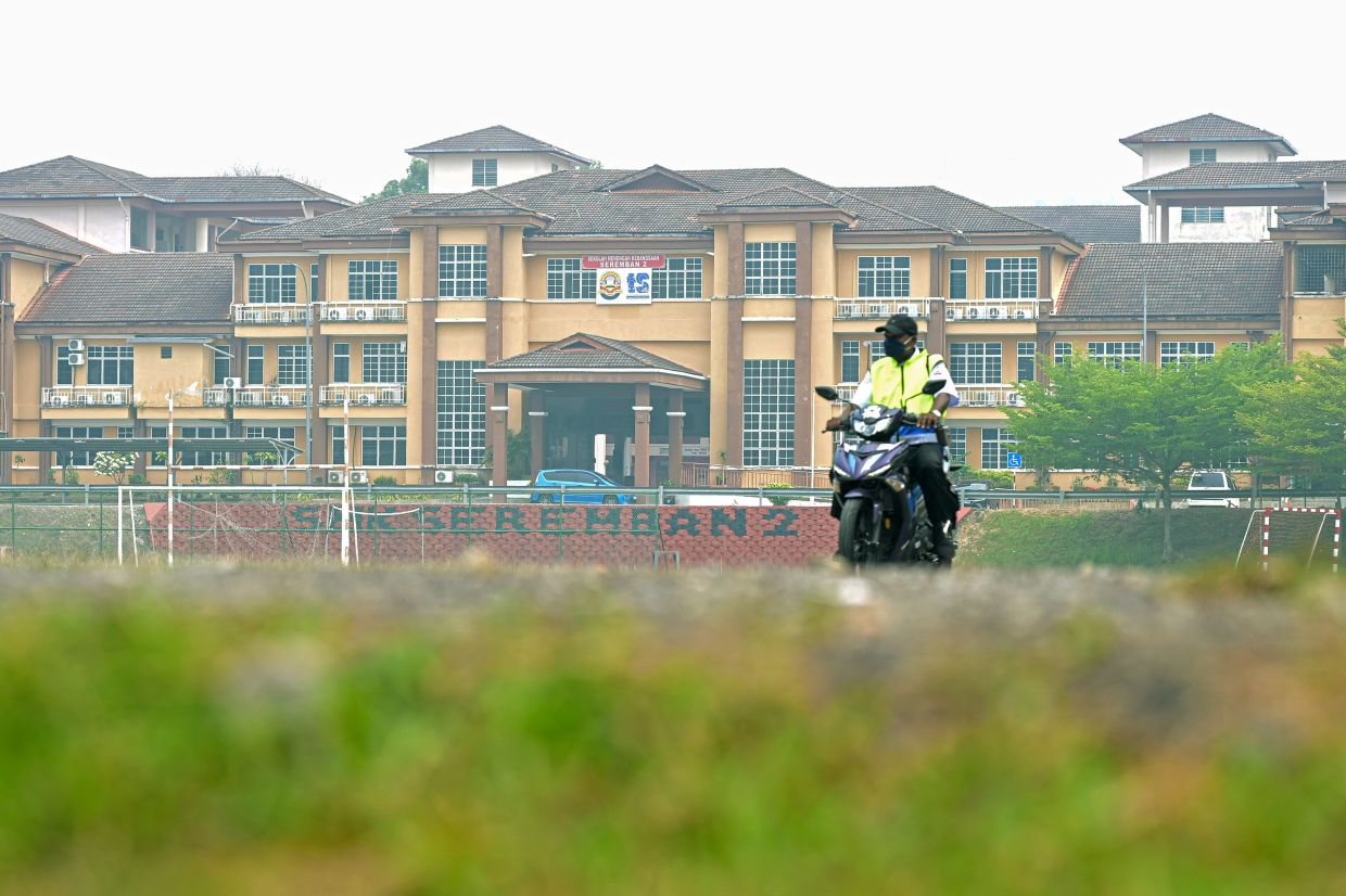 Haze: All schools under Jawi to close from today