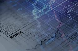 Rising bond yields pose short-term risk to banks