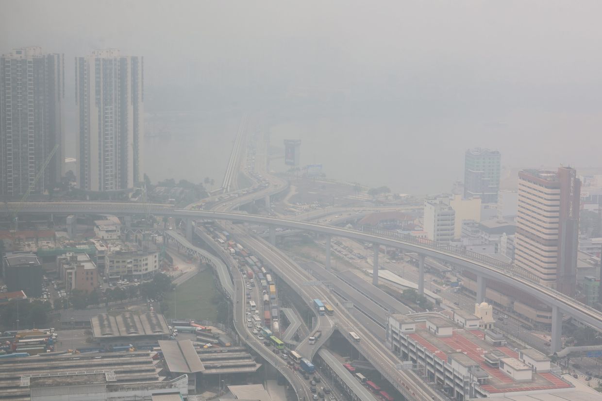 Haze: 33 areas record unhealthy API readings as at 11am