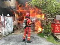 Father and son hurt in Ampang house fire