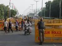 Protesters seeking India election chief's ouster detained, as 'cockroach' leaders released