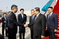 Vietnam's National Assembly President arrives in Beijing on official visit