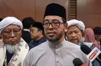 TH depositors’ money not used to fund PERKESO for religious workers, says Zulkifli