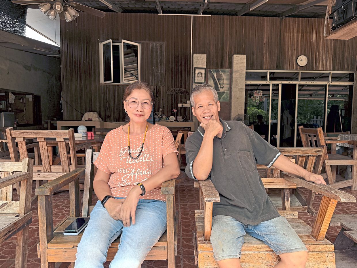 Seminar and Yoke fill their conversations with laughter, reflecting the easy companionship they have shared for over two decades.