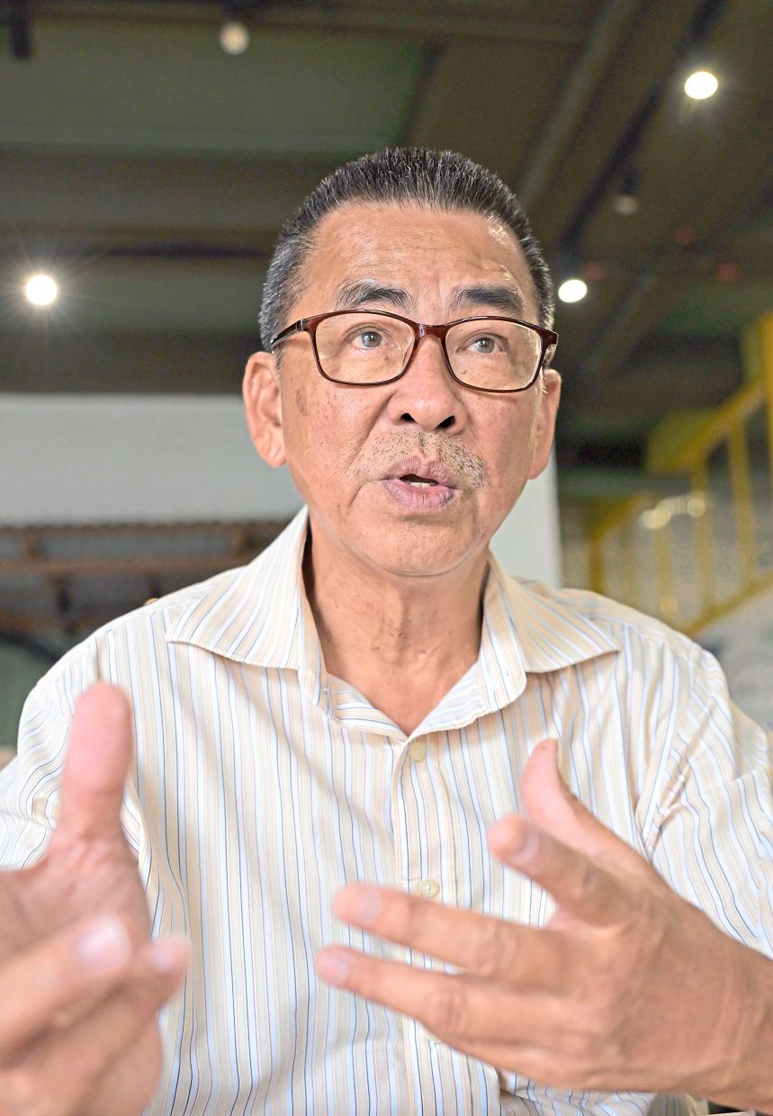 Yee: Installation of bollards will close Medan Pasar to vehicular traffic, affecting businesses.