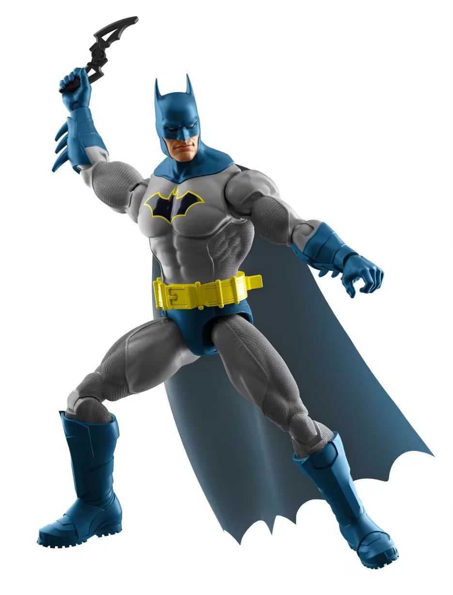 Teh core range of DC figures straddle the line between playability and collector-worthy.