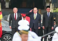 Sultan Ibrahim attends state welcome for Jordan's King Abdullah II