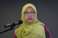 Set up national health commission to end contract doctor issue, urges Zaliha