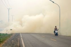 Pressure intensifies on Indonesia as regional haze worsens