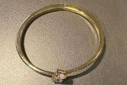 Chinese national arrested for allegedly stealing Swarovski bracelet from Singapore's Changi Airport store