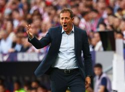 Soccer-Osasuna sack Ramis, Arrasate returns as manager