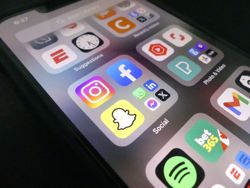 Rights groups urge social media platforms to resist Turkish orders to block accounts