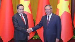 Chinese premier meets Vietnam's National Assembly chairman