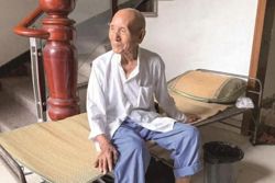 Chinese great-grandfather, 101, defies ageing with daily diet of Coke, Sprite, seafood