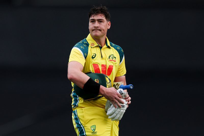Cricket-Renshaw's heroics do little to solve Australia's opening puzzle
