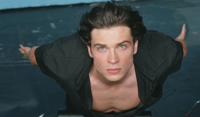 'Smallville' actor Tom Welling accidentally exposes himself in NSFW photo