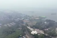 Indonesia adapts 1940s dry-ice technology in fight to clear haze