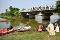 India festival boat capsize kills 13 children