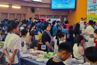Garden Company apologises after crowd chaos mars student sandwich record bid