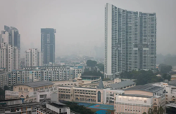 Hazy conditions persist as PSI remains unhealthy across Singapore