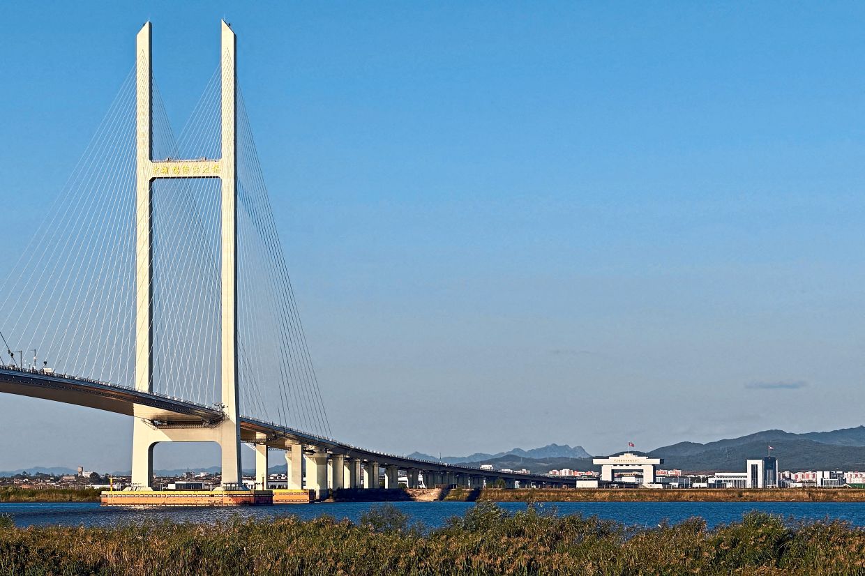 Beijing and Pyongyang to open long-delayed bridge