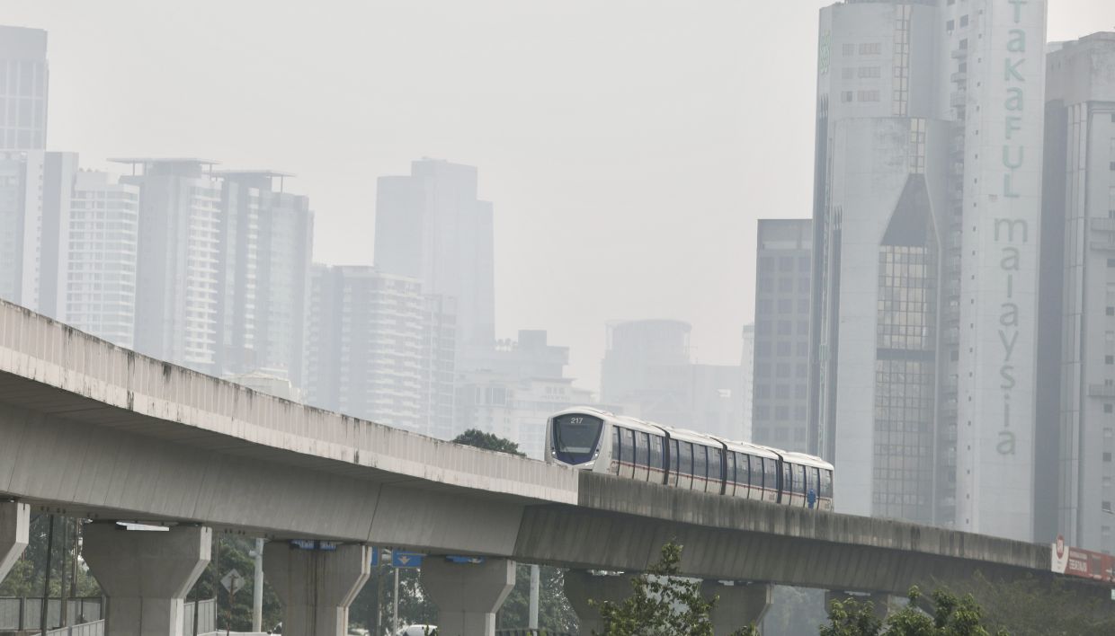 34 areas record unhealthy air quality at 10am, Klang and Johan Setia API ...