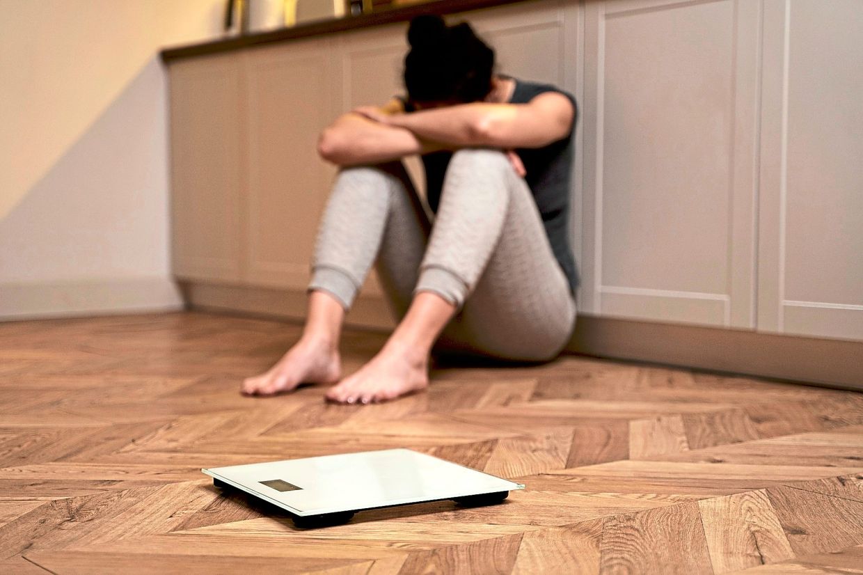 Certain family environments, such as very high expectations around achievement and criticism about eating, body shape or weight, might also make a young person more vulnerable towards eating disorders. Photo: Magnific