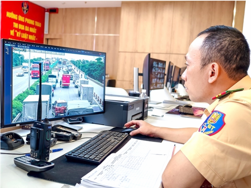 Hanoi turns to AI and data to tackle traffic congestion