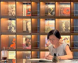 Get creative with family sketching workshop