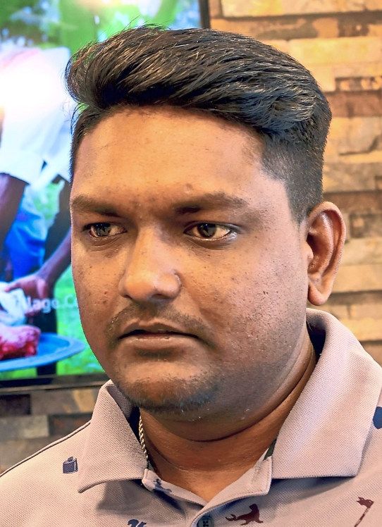 Jayakumar: Vacant building next to his shop is a breeding ground for pests.
